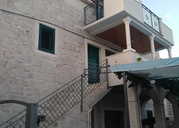 Apartment Buga